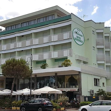 צ'סנטיקו Hotel Residence Adriana מראה חיצוני תמונה