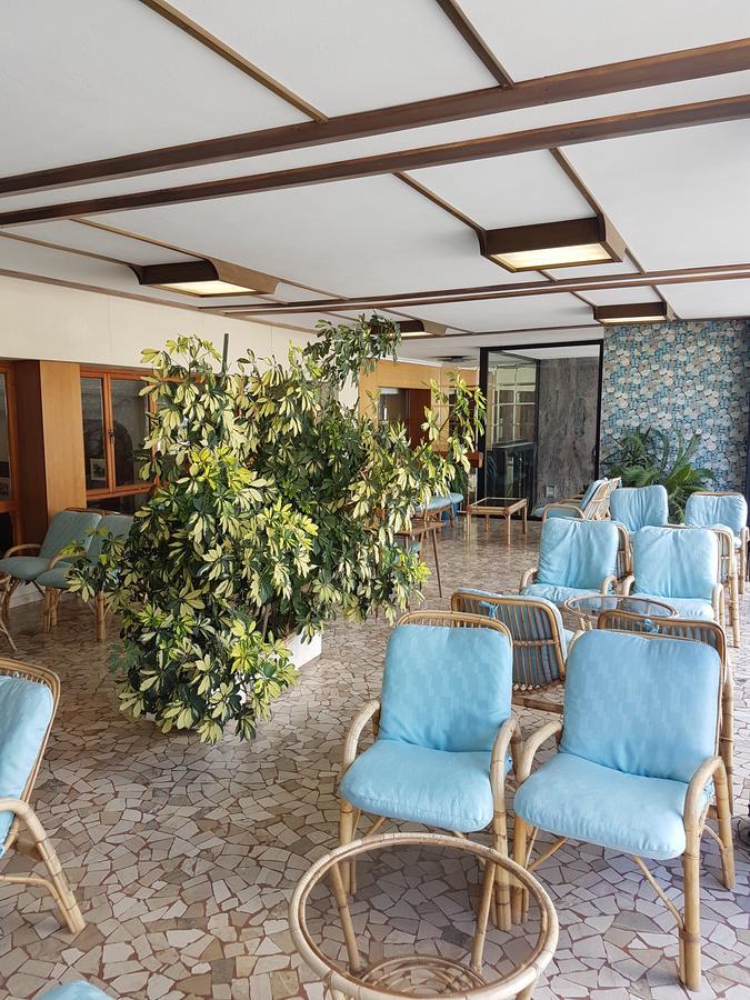 צ'סנטיקו Hotel Residence Adriana מראה חיצוני תמונה