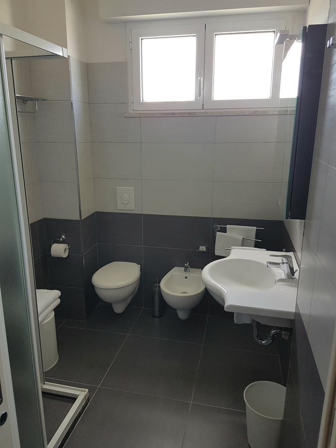 צ'סנטיקו Hotel Residence Adriana מראה חיצוני תמונה